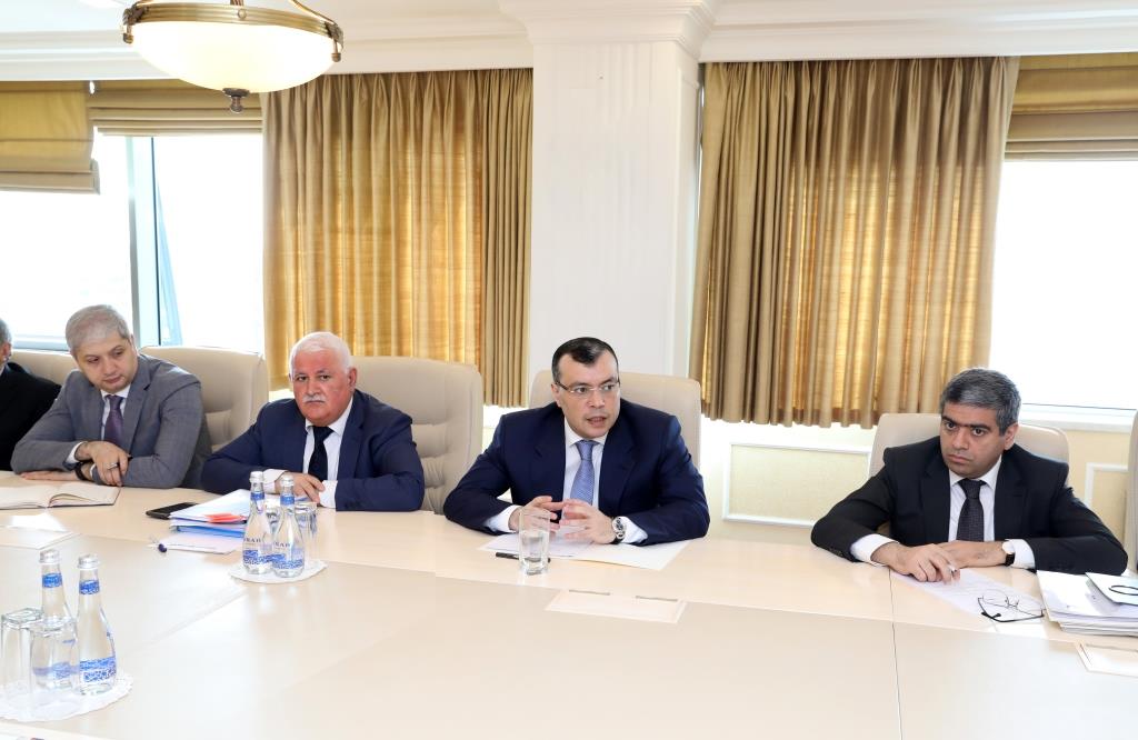 Sahil Babayev İctimai Şuranın &uuml;zvləri ilə g&ouml;r&uuml;şd&uuml;