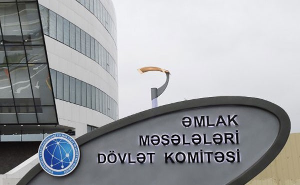 Əmlak Komitəsi Prezidentin çoxmənzilli binalarla bağlı tapşırığını icra edir   