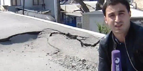 Bakıda tunelin üzərində asfalt örtüyü çökdü - VİDEO 