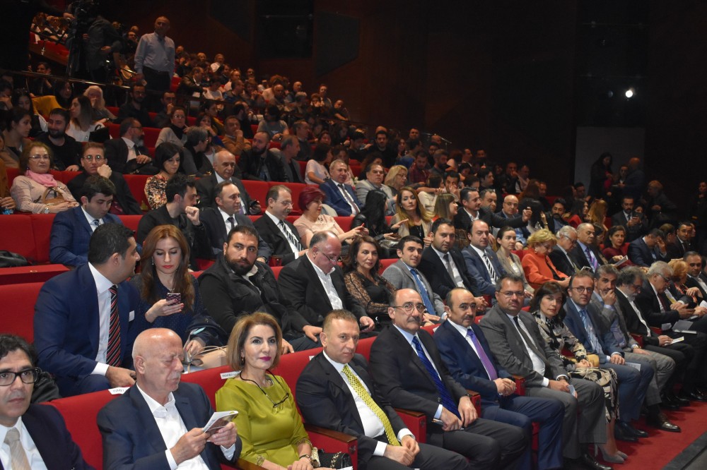 İstanbulda Hüseyn Cavidin “İblis” əsəri tamaşaya qoyulub