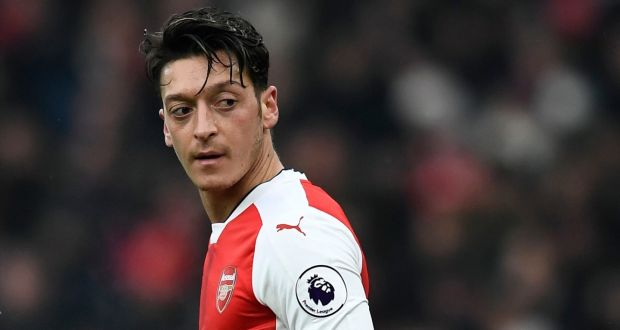 Məsut Özil “Arsenal”dan ayrılır 