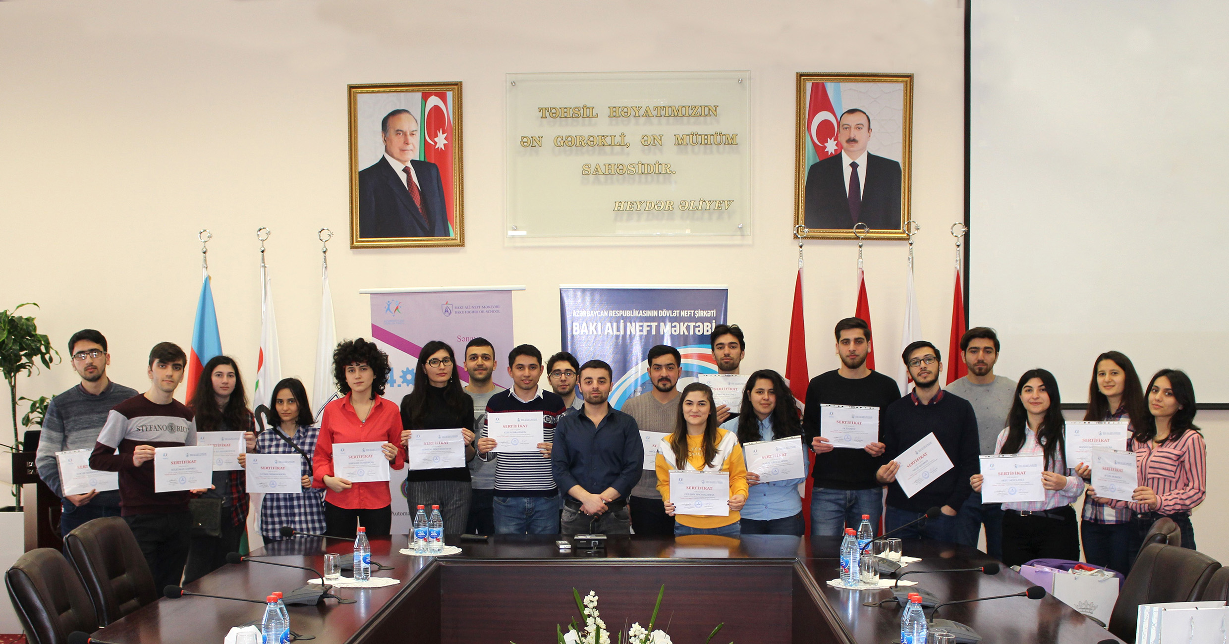 Bakı Ali Neft Məktəbinin tələbəsi «Sənaye 4.0-a doğru» layihəsini təqdim etdi