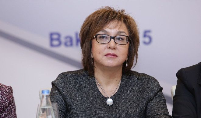 Məleykə Abbaszadə abituriyentləri aldanmamağa çağırdı