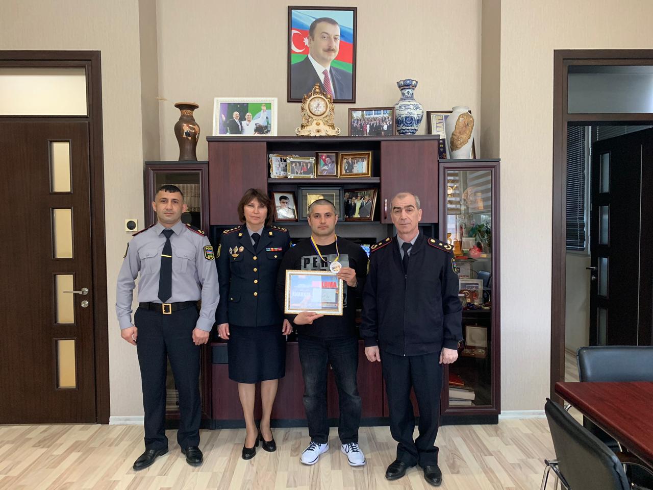 Hərbçimiz vətənə medalla qayıtdı