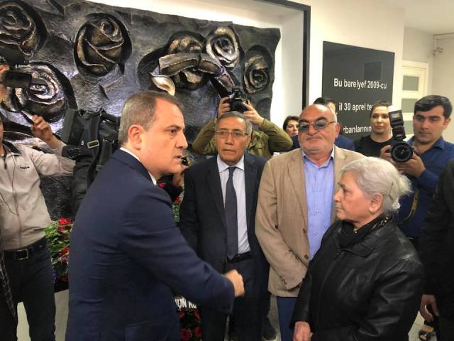 Nazir Ceyhun  Bayramov terror qurbanlarını andı