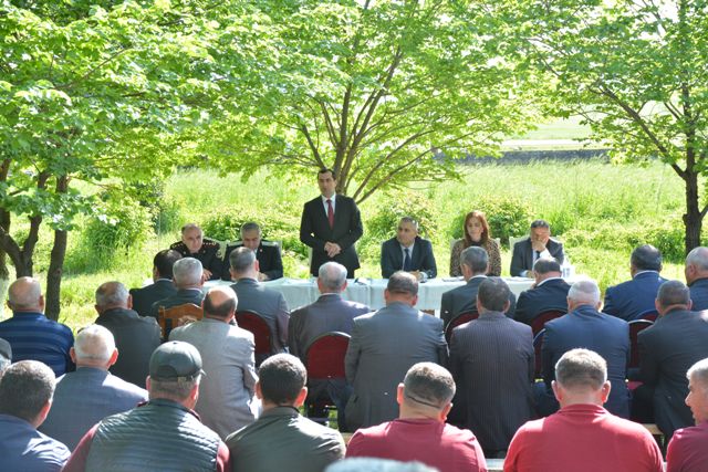 Şamaxı icra başçısı kəndlərdə  səyyar görüşlər keçirdi - FOTO