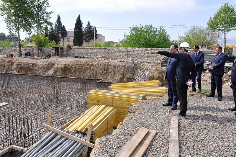 Goranboyun başçısı yeni yaşayış binasının tikintisi ilə tanış oldu