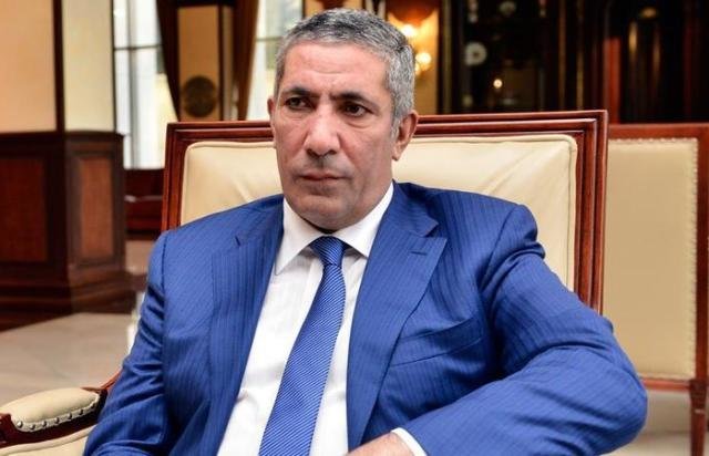 Siyavuş Novruzov Miqrasiya Xidmətinə müraciət etdi