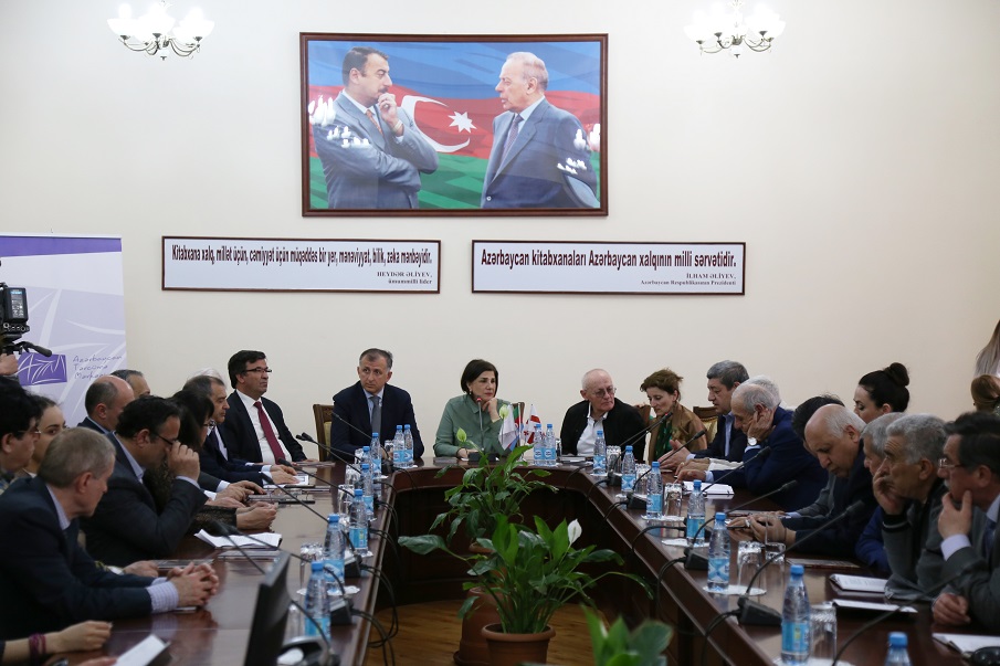 Bağater Arabulinin  kitabı Azərbaycanda təqdim edildi - FOTO