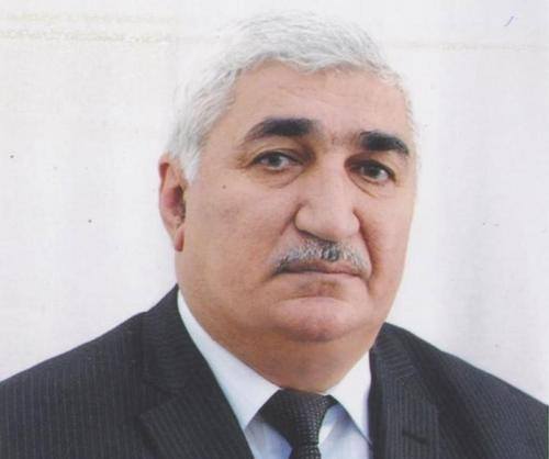 Hamıdan ucadır alimin yeri...