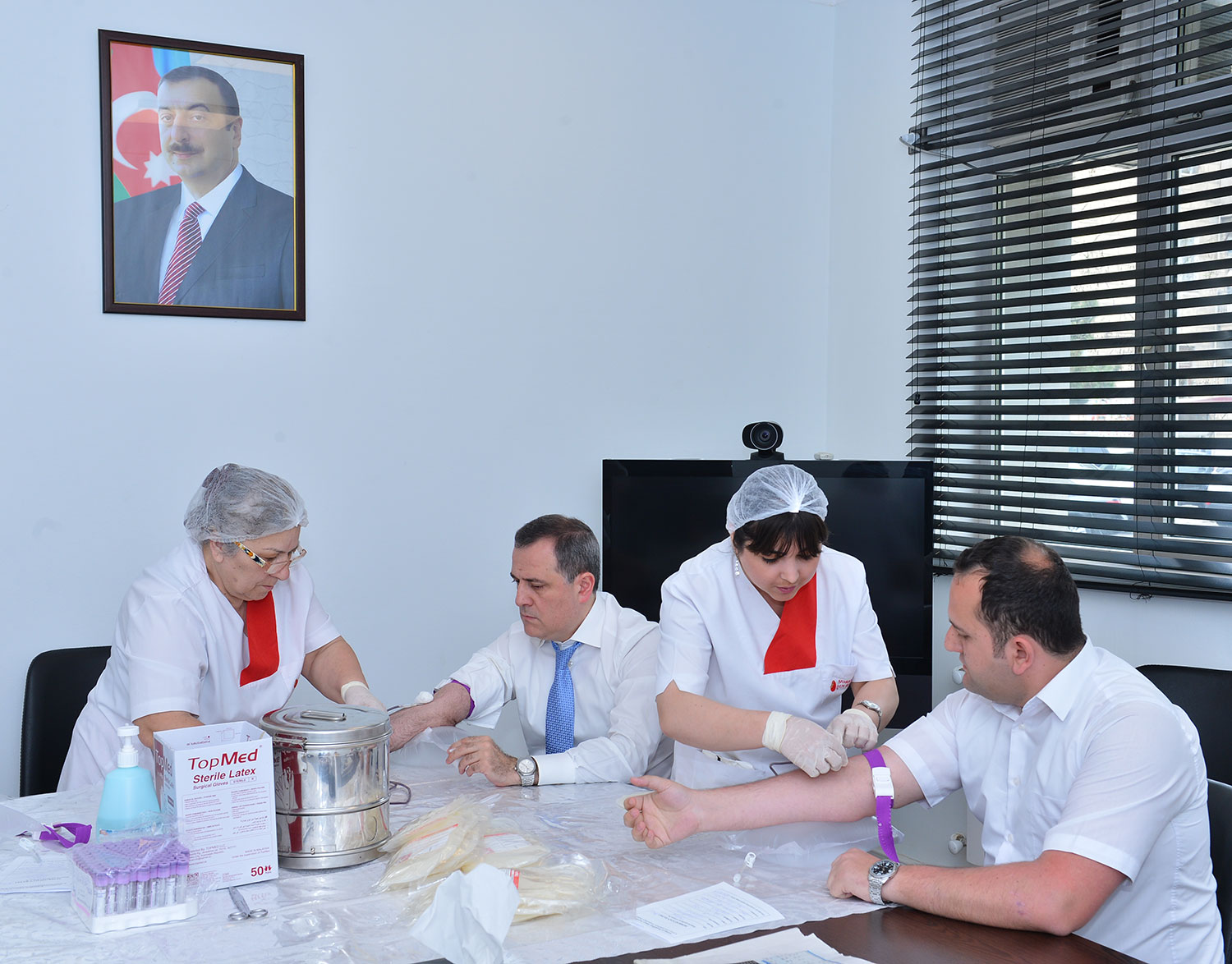 Təhsil Nazirliyində qanvermə aksiyası
