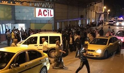 Türkiyədə silahlı insident: 10 nəfər yaralandı