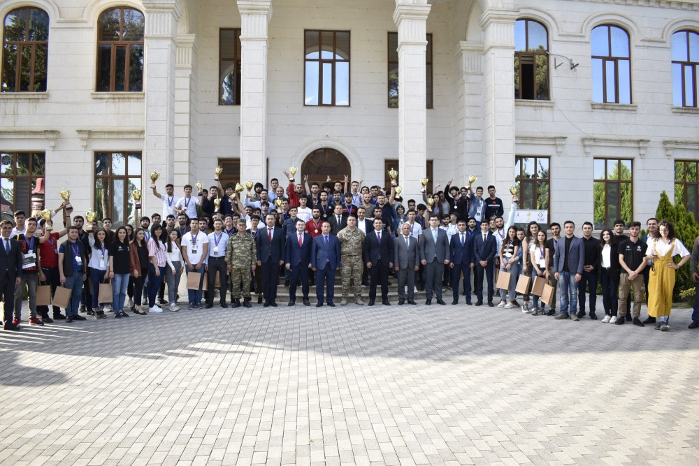  “İrəli”nin “Gənclər kuboku: Aprel zəfəri” layihəsi başa çatdı 