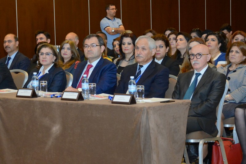 UNEC TEC konfransı: İnnovasiya və sahibkarlıq XXI əsrin açarıdır  