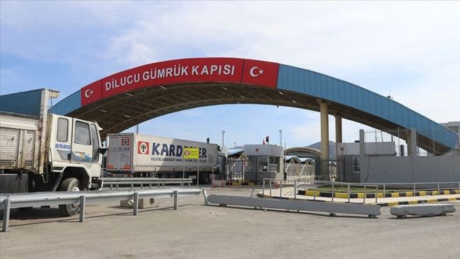 Azərbaycandan yanacaq daşıyan avtomobil Türkiyədə partladı -  VİDEO