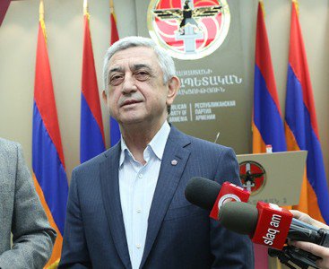 Sarkisyan yenidən siyasi mübarizəyə qoşuldu