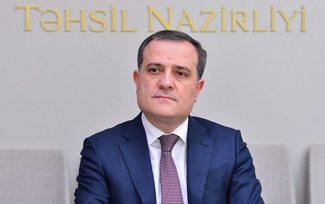 Ali məktəblərdə dövlət sifarişli yerlərin sayı üstünlük təşkil edir - Nazir