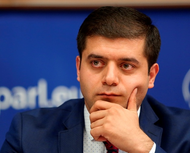 Avropa Parlamenti seçkiləri: ilkin nəticələr nə vəd edir?!