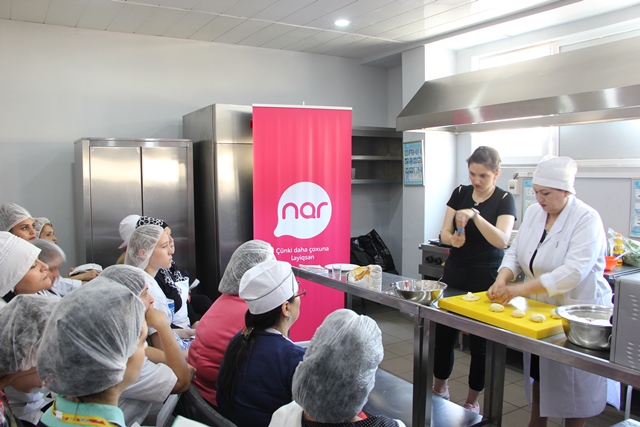 “Nar” eşitmə məhdudiyyətli insanlara dəstək olur