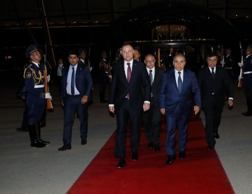 Polşa prezidenti Azərbaycandan getdi