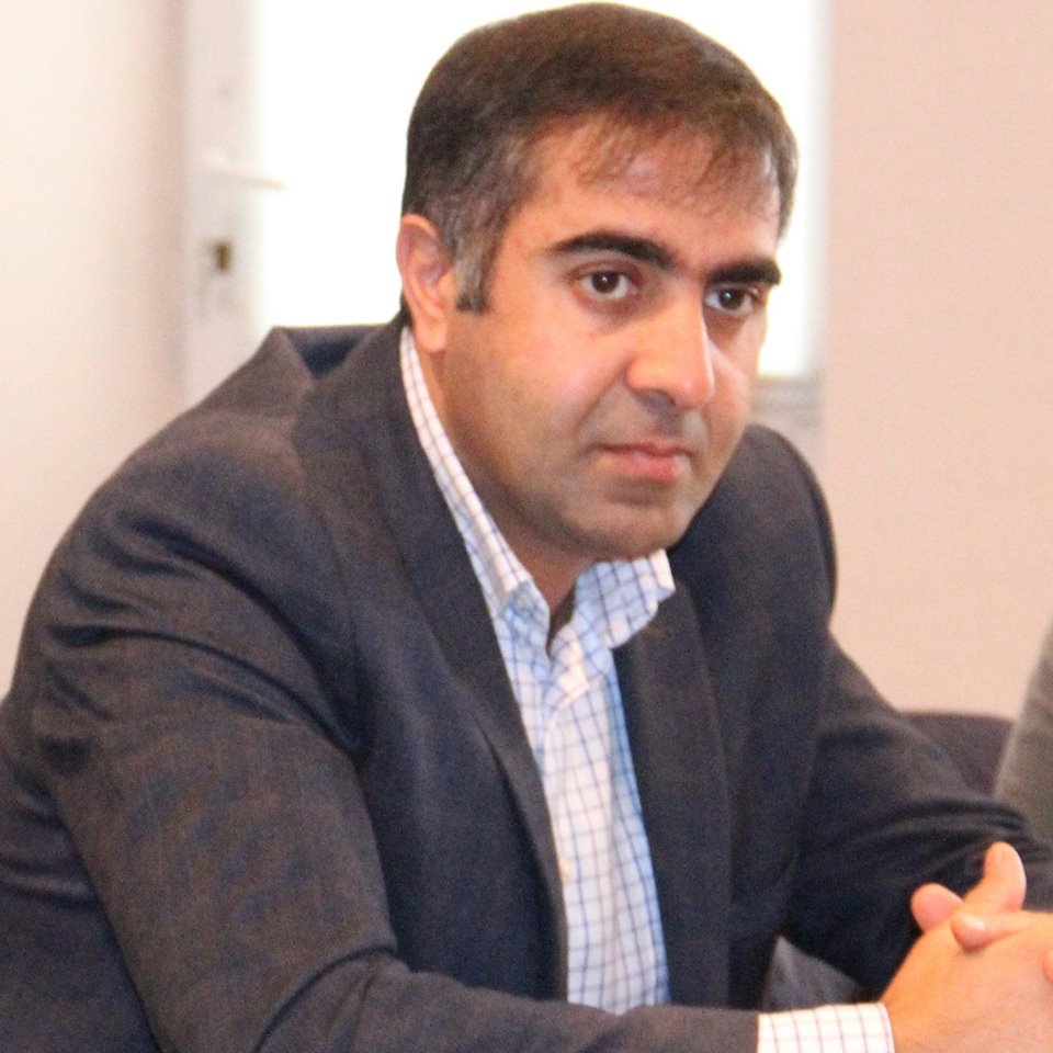 Uşaqlığı Qarabağ müharibəsi dövrünə düşənlər:  “14 yaşıma qədər baxacağım və xatırlayacağım şəkillərim də yoxdur”