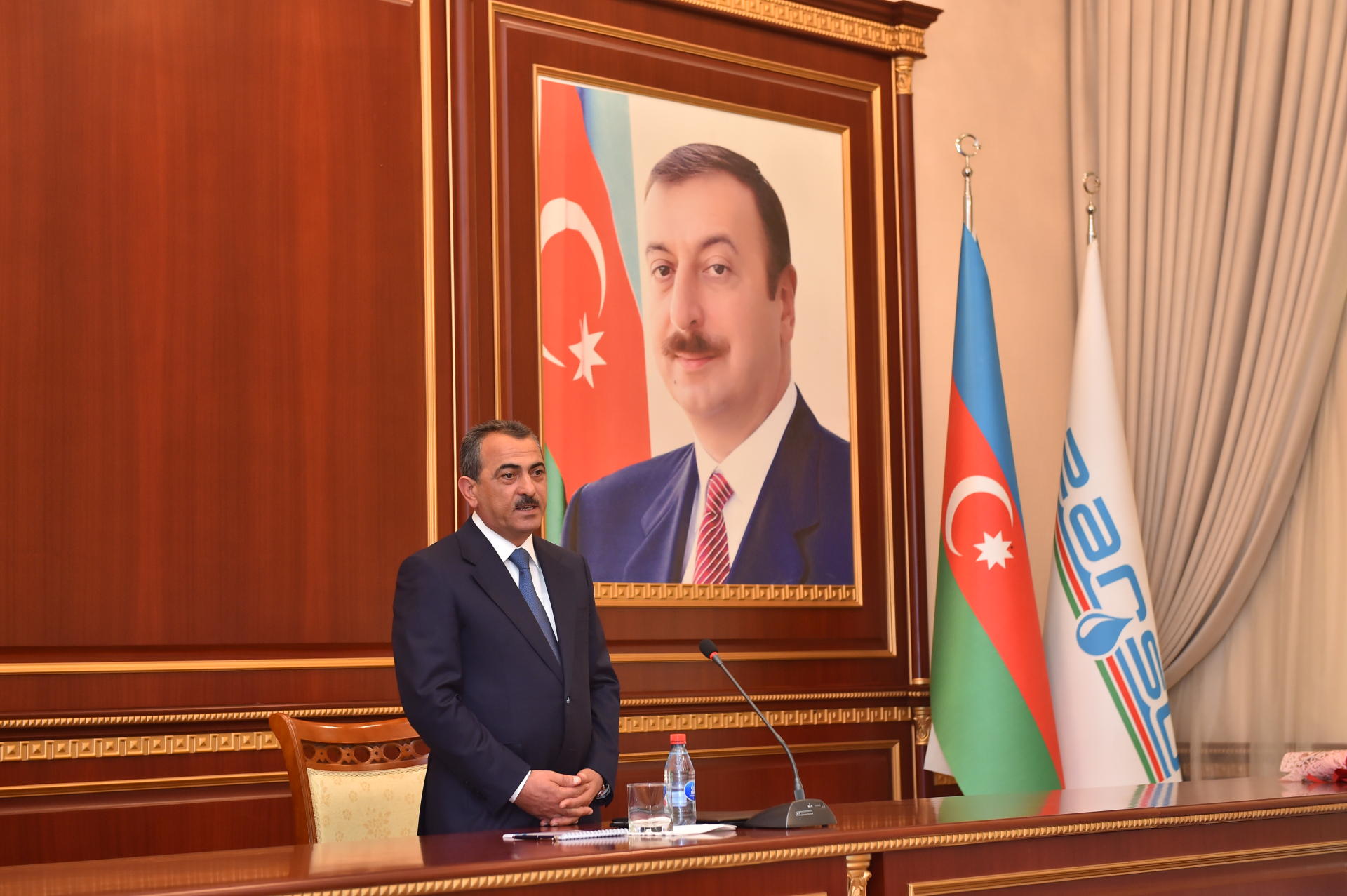 50 şəhər və rayon mərkəzinin 38-də su şəbəkələrinin tikintisi yekunlaşıb - Qorxmaz Hüseynov