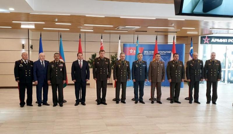 Zakir Həsənov MDB Müdafiə Nazirləri Şurasının növbəti iclasında