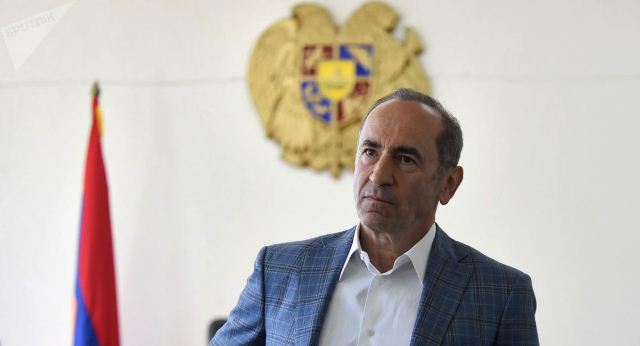 Məhkəmə Koçaryanın xeyrinə qərar verdi