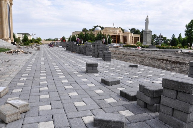 Goranboyda Heydər Əliyev adına parkda yenidənqurma işləri yekunlaşır