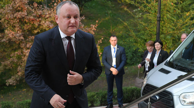 Moldova prezidentinin səlahiyyətləri əlindən alındı