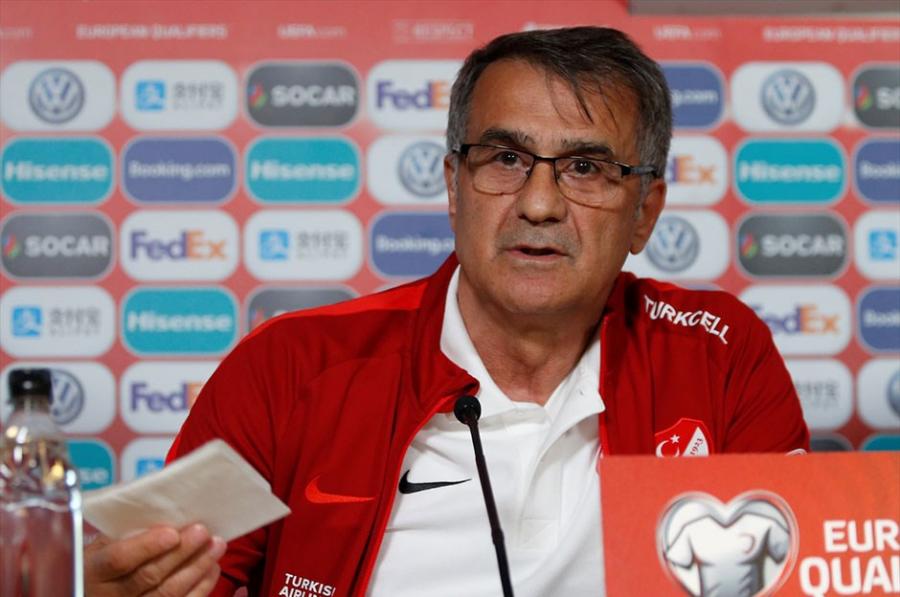 Şenol Günəşdən islandlara sərt cavab: “İki məmurun etdiyi tərbiyəsizlik...”