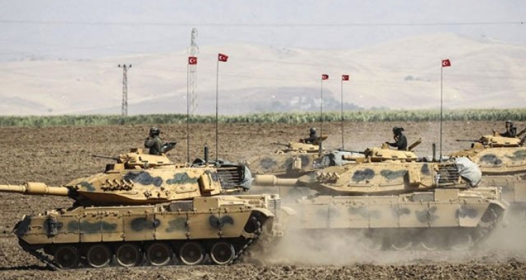 Türkiyə tankları Suriya sərhədində