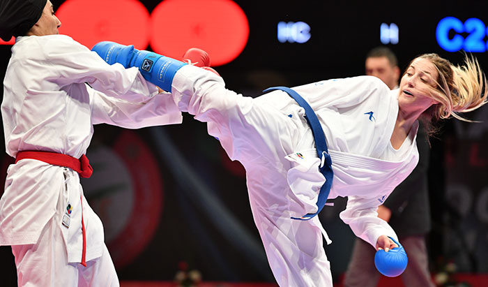 Azərbaycanın qadın karateçisi gümüş medal aldı