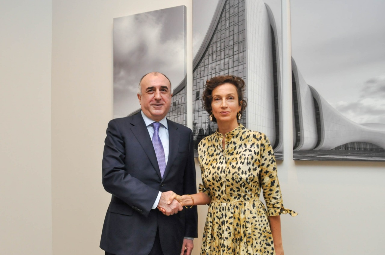 Elmar Məmmədyarov UNESKO-nun Baş direktoru ilə Qarabağdan danışdı