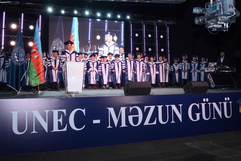 UNEC-də Məzun günü – Məzunlara Avropa universitetlərinin diplomları verildi