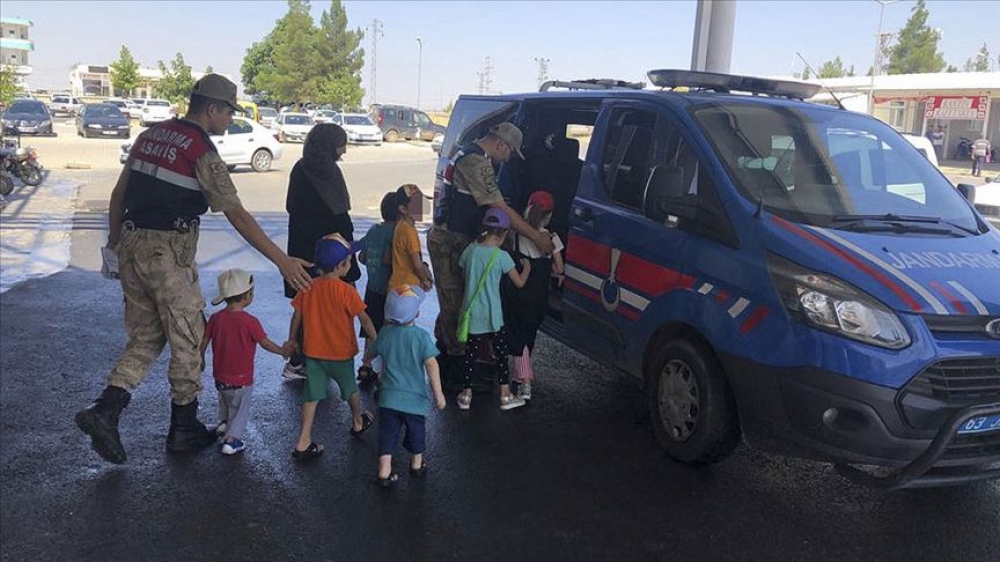 Türkiyədə İnterpol xətti ilə axtarılan iki qadın tutuldu