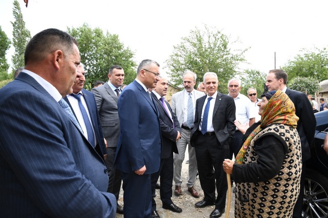 “Köçkünlərlə bir gün: heç kim diqqətdən kənarda deyil” - FOTOLAR