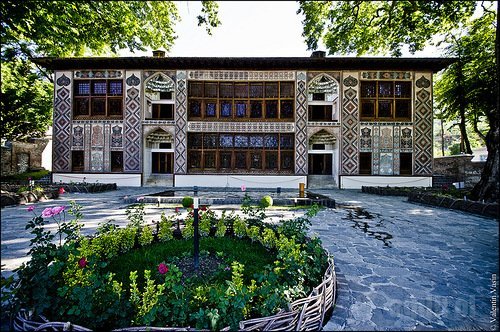 Şəki Xan sarayı bağlandı