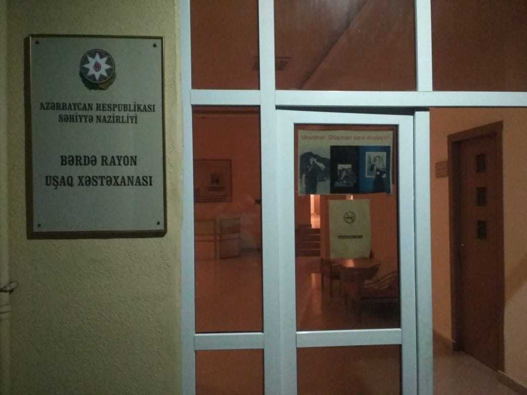 Bərdədə xəstəxanaya atılan azyaşlıların atası tapıldı