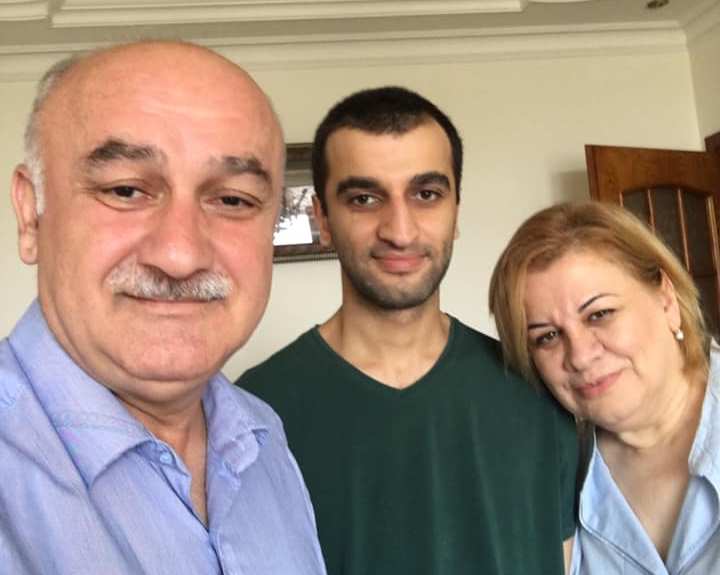 Partiya sədrinin oğlu hərbi xidmətə yollandı - FOTO
