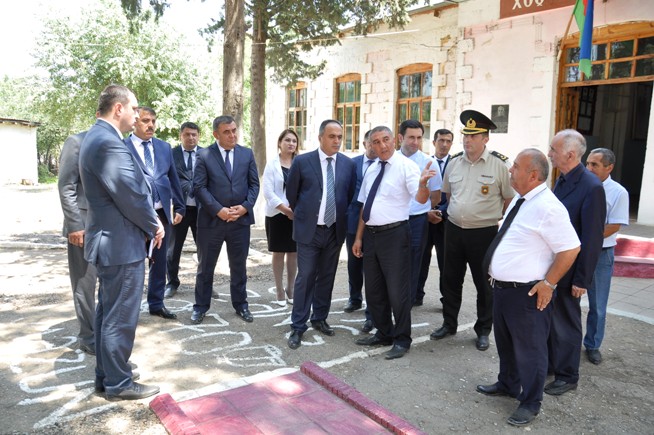 Goranboyun icra başçısı məktəbdə oldu