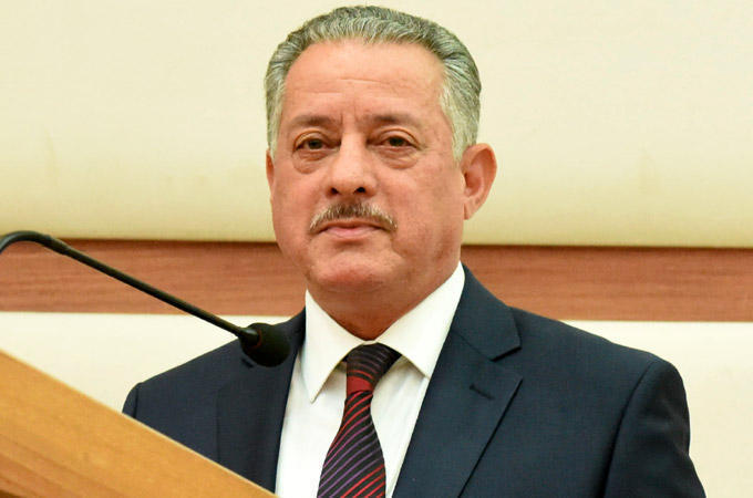 Baş redaktordan deputata irad: “Mandatı niyə yaman günə qoyursan?!”