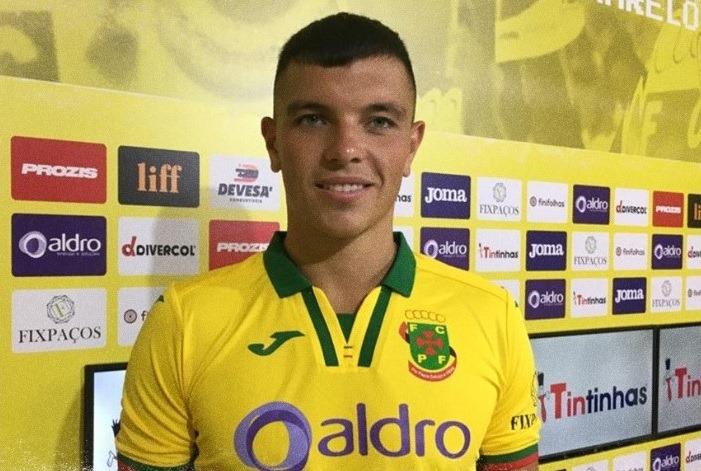 Renat Dadaşov rəsmən İngiltərə Premyer Liqasında 