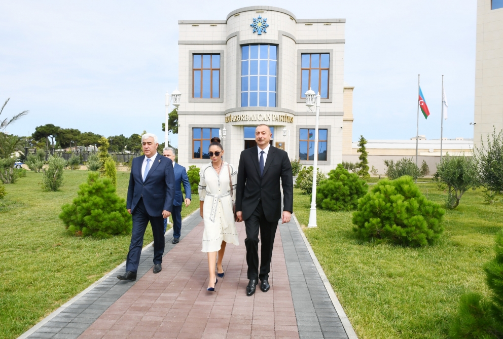 Prezident və birinci xanım Pirallahıdakı açılışlarda... - YENİLƏNİB + FOTOLAR