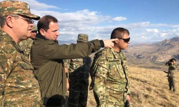 Ermənistan Naxçıvanla sərhəddə hasar hörməyə hazırlaşır