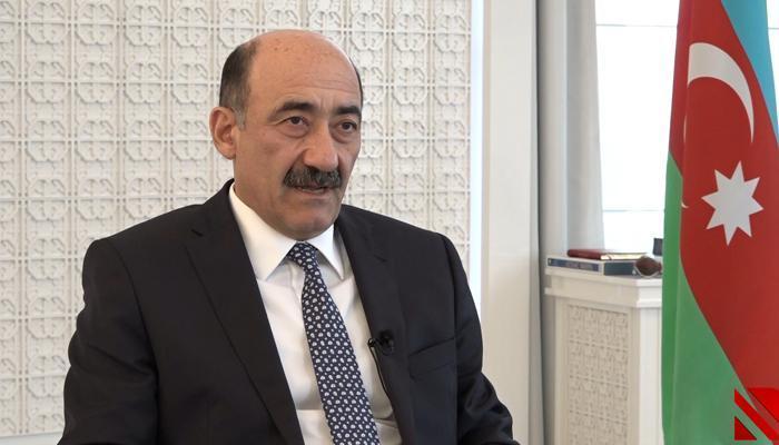 Əbülfəs Qarayevdən xalqa bayram təbriki  
