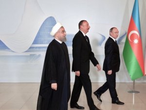 Kreml və Tehran Əliyev-Putin-Ruhani sammitinin təxirə salınması haqda