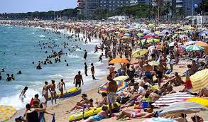 Antalya bu il rekord sayda əcnəbi turist qəbul etdi