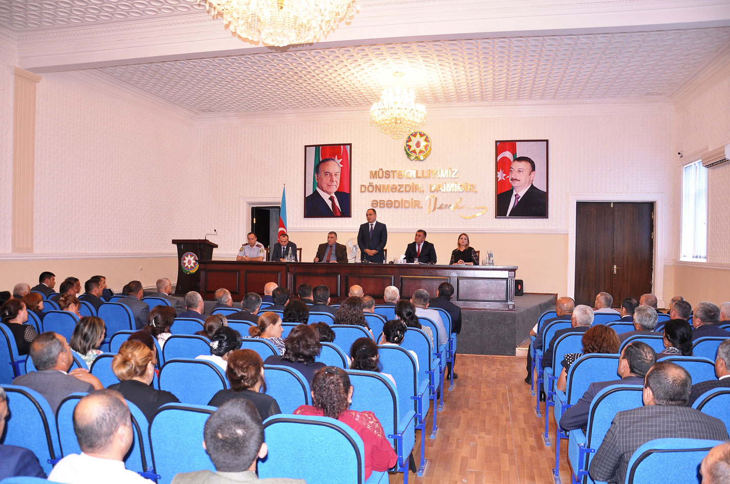 İcra başçısı qışa hazırlıqla bağlı idarə rəhbərlərinə ciddi tapşırıqlar verdi - FOTO
