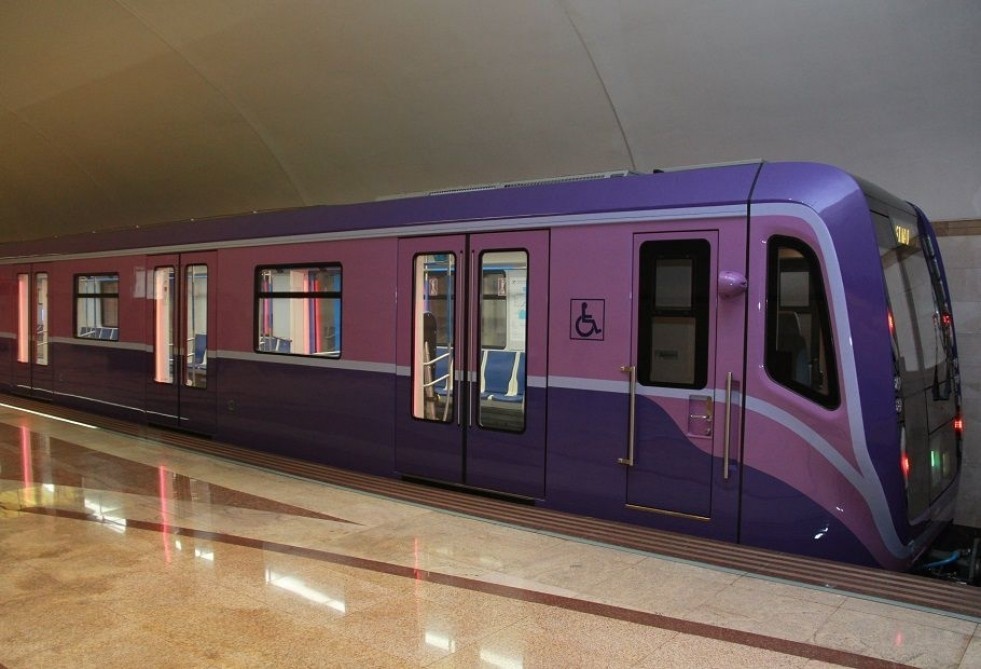 Növbəti iki yeni metro qatarı Bakıya gətirilib
